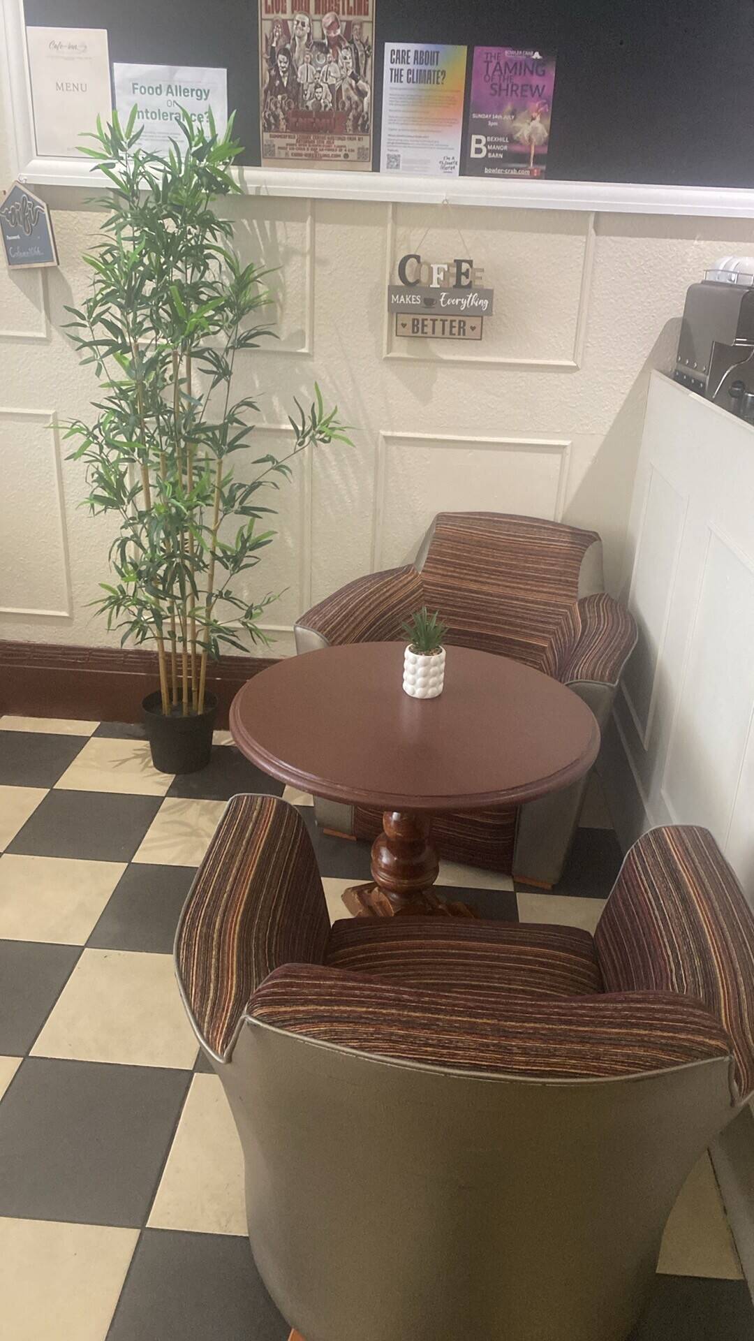 Cafe shop for sale in Bexhill Centre