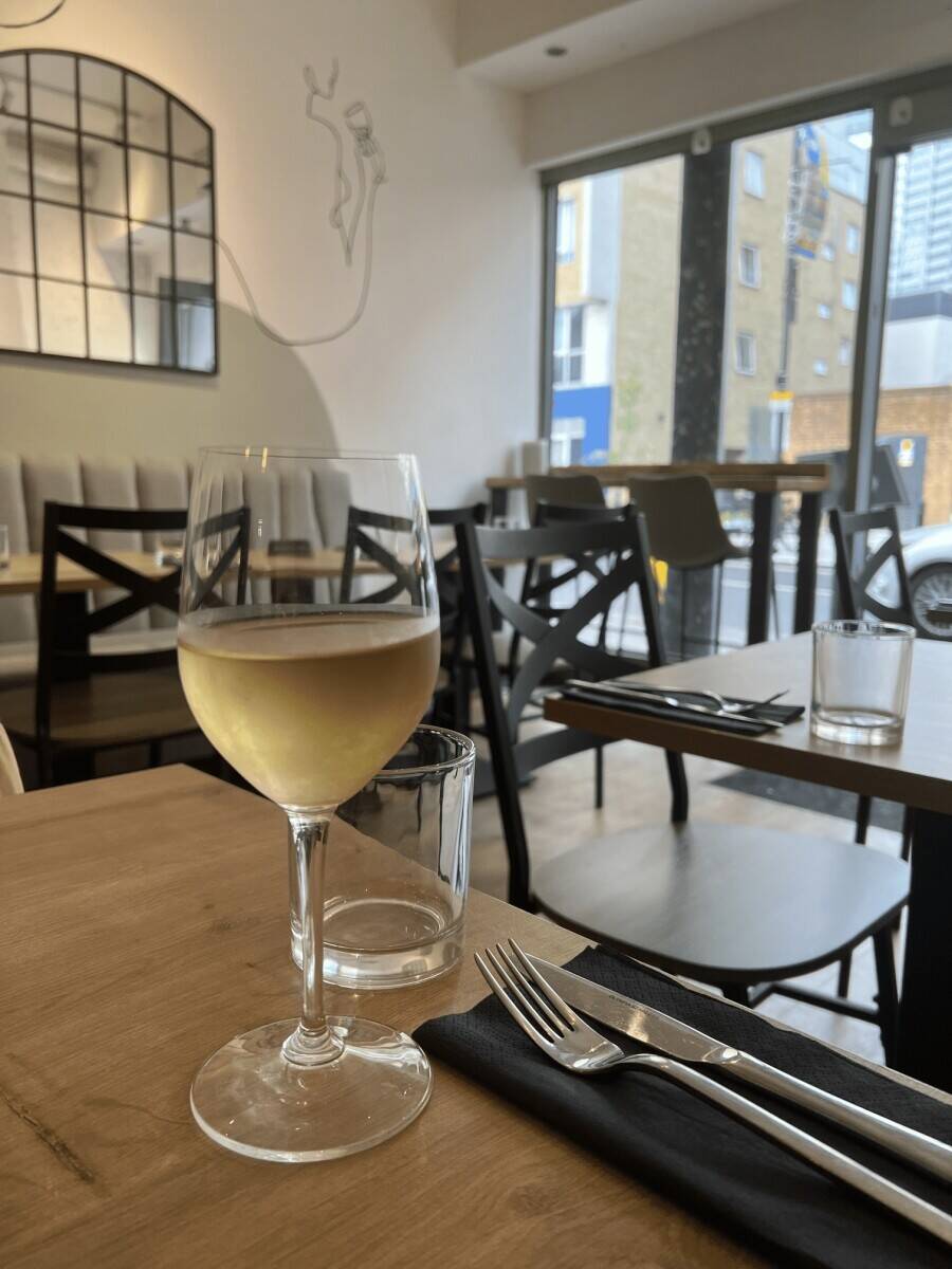 Restaurant for sale in Fulham London Photo 4