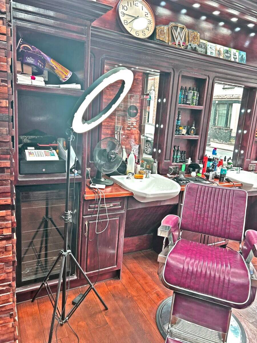 Barber Shop for sale in Tooting Bec Photo 5