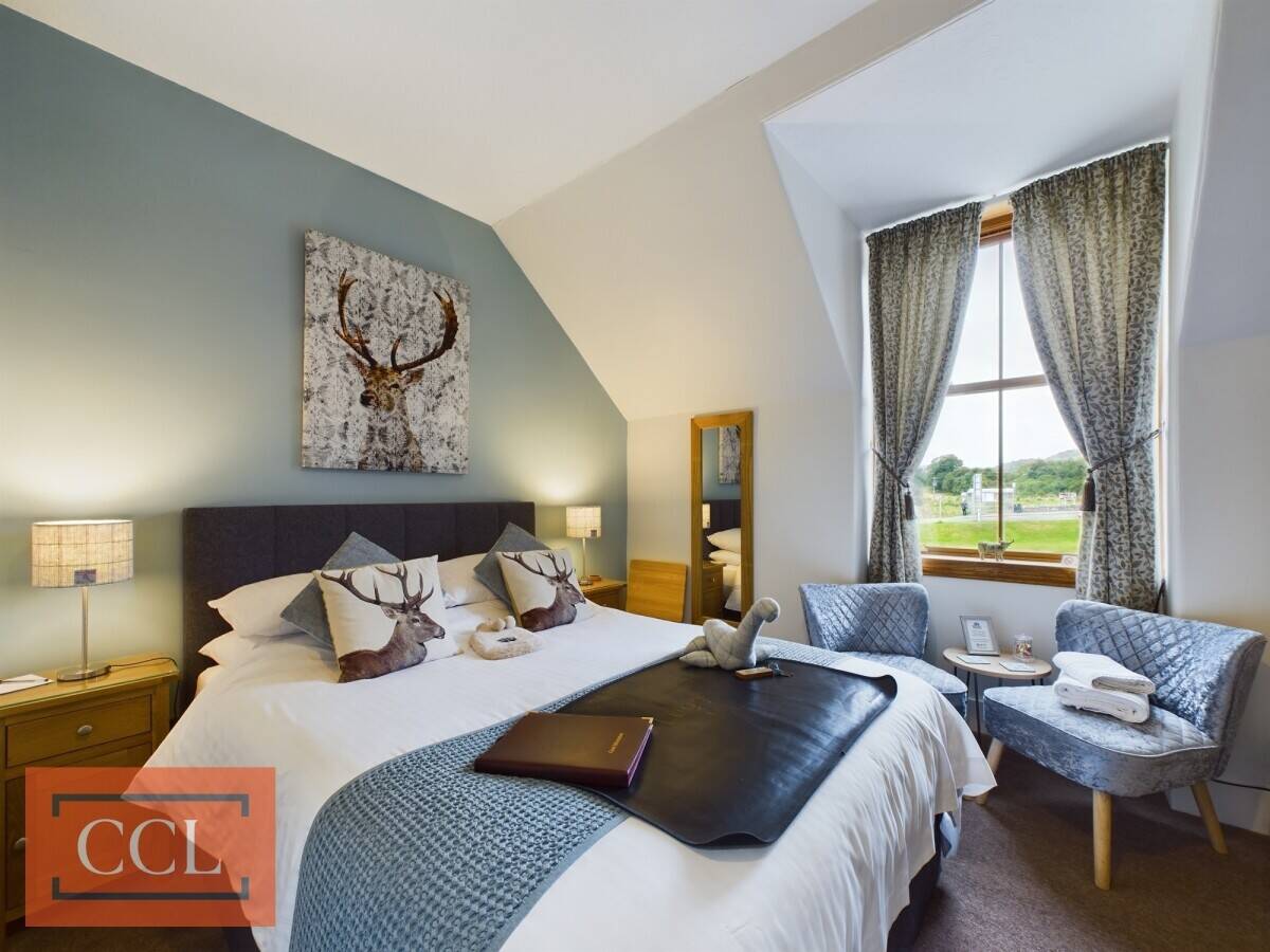 Charming Victorian villa nestled in the heart of Drumnadrochit Photo 5