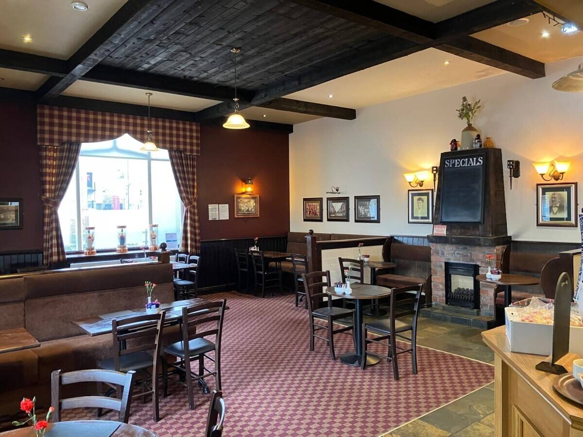 Popular Tourist Restaurant in Historic Burgh