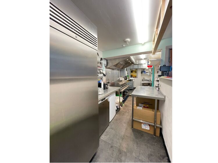 Popular & Thriving Mexican Restaurant For Sale