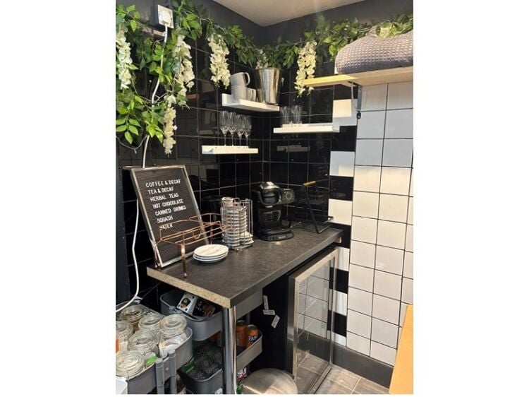 Popular & Thriving Beauty Salon For Sale Photo 5