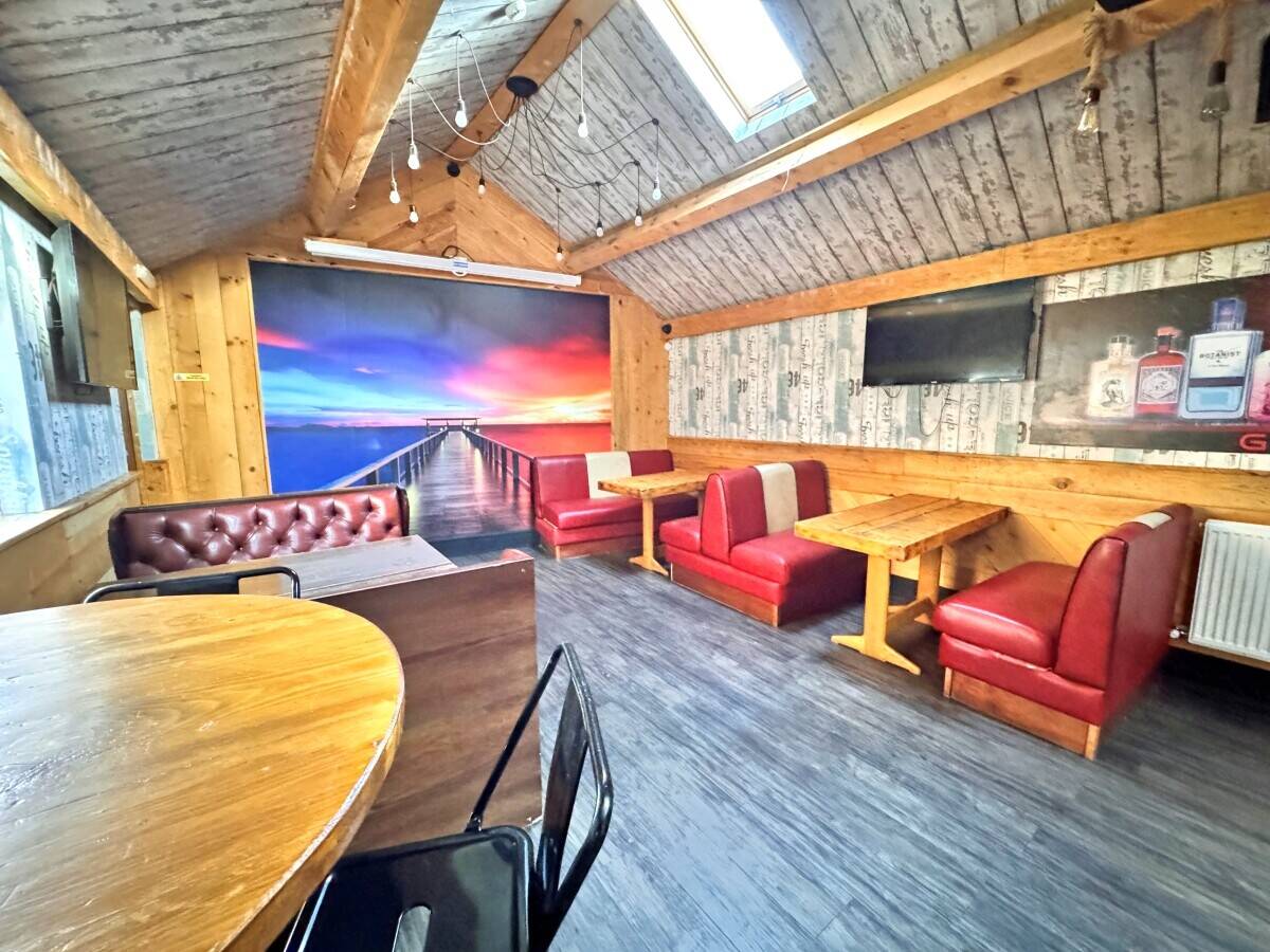 NORTH YORKSHIRE - FREEHOLD TOWN CENTRE PUB & LETTING ROOMS IN SELBY Photo 5