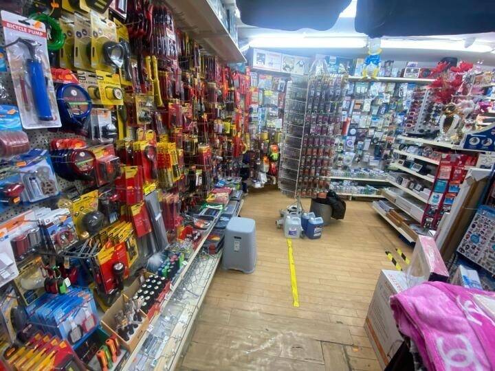 SHOP FOR SALE AS FREEHOLD OR LEASEHOLD PROPERTY OR AS EMPTY SHOP