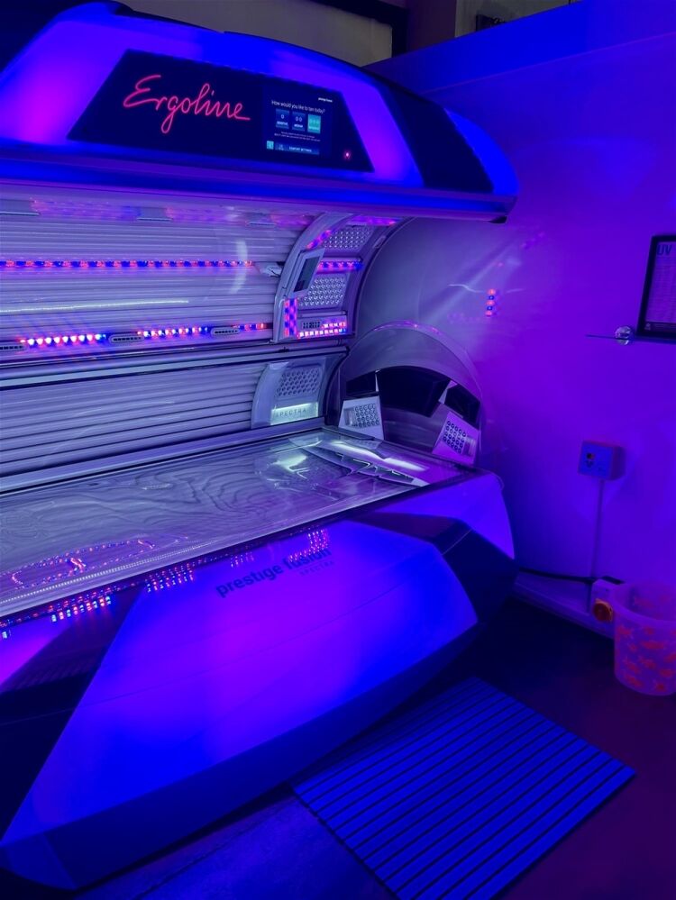 PREMIER TANNING, HAIR & BEAUTY  SALON FOR SALE Photo 5