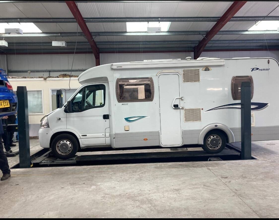 Mot Station & Vehicle Repairs