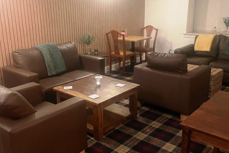 Closed Pub & Restaurant With Accomm - Mauchline Photo 5