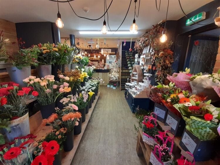 Retail For Sale in Chesterfield