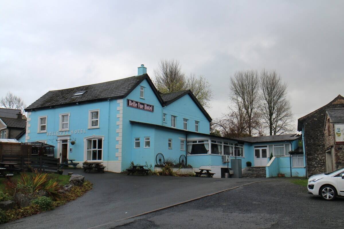 MID WALES RIVERSIDE SPA TOWN Photo 5