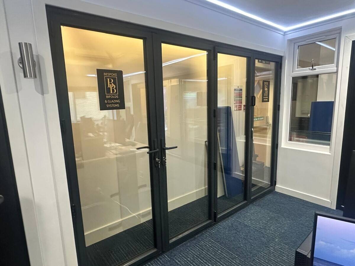 Aluminium Bifolding, Sliding Door, Window Showroom With Website