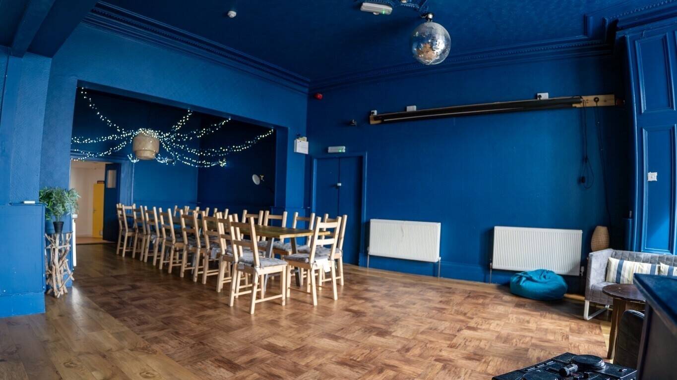 Exclusive Use,  14-Bedroom Guest House in a Popular Seaside Location