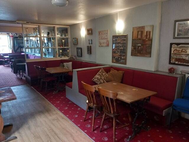 SWANSEA VALLEY - WELL APPOINTED & SUCCESSFUL TRADITIONAL VILLAGE PUB