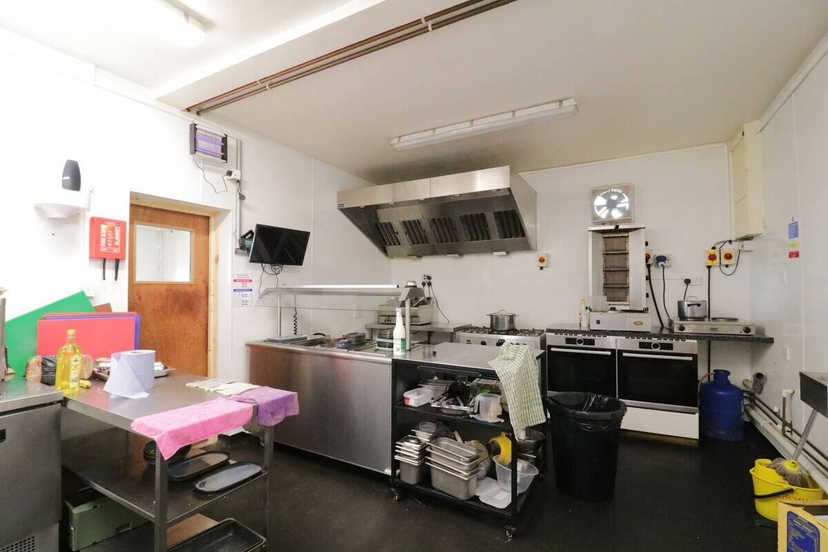 PUB, 3 BEDROOM FLAT & 2 MOBILE HOMES