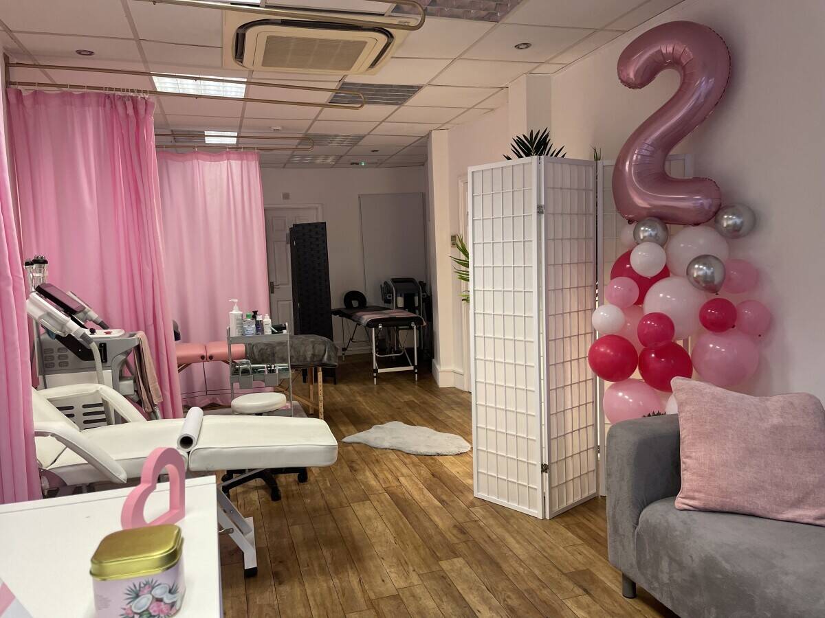 Body Sculpting Studio for Sale