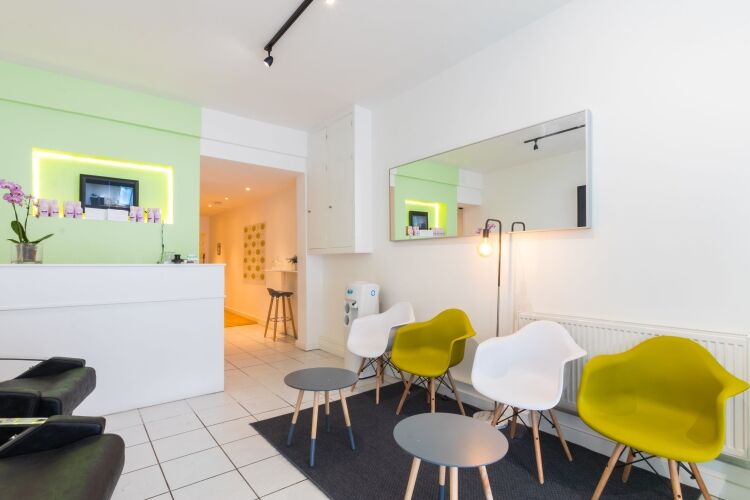 Well Established Beauty & Hair Salon in Busy High Street North West London