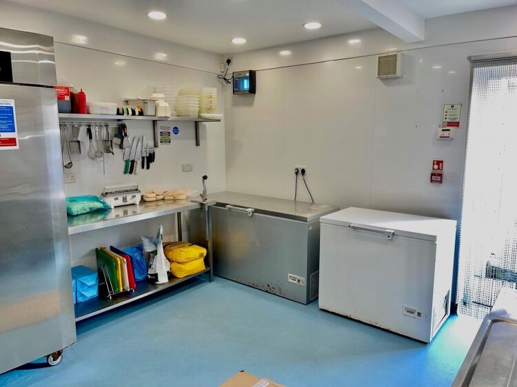 Leasehold Fish & Chip Takeaway Located In Truro Photo 5