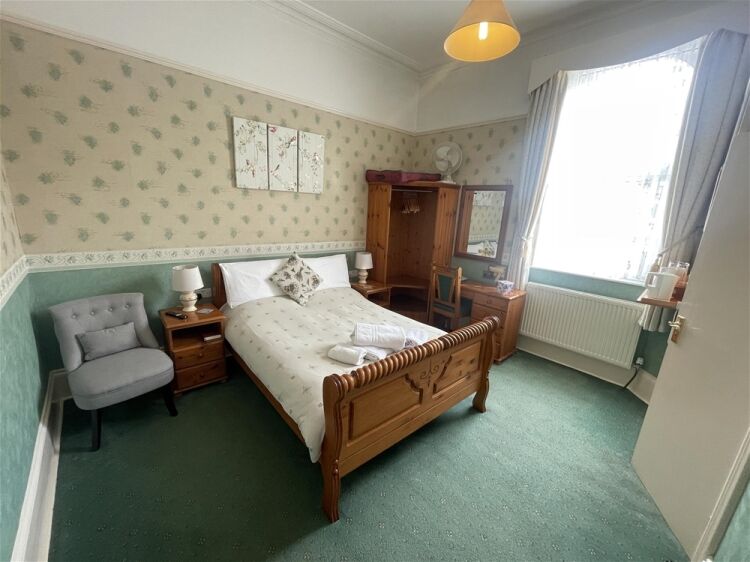 Timeless & Elegant Victorian Guest House with Spacious Owners Accommodation For Sale in Torquay Photo 5
