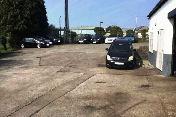 Established MOT Garage - Pencoed Photo 5