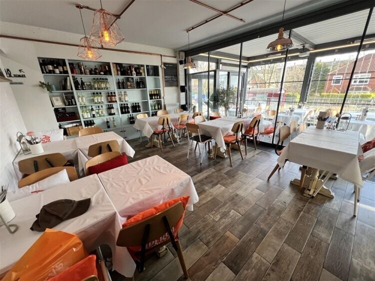 Restaurants For Sale in Leeds Photo 5