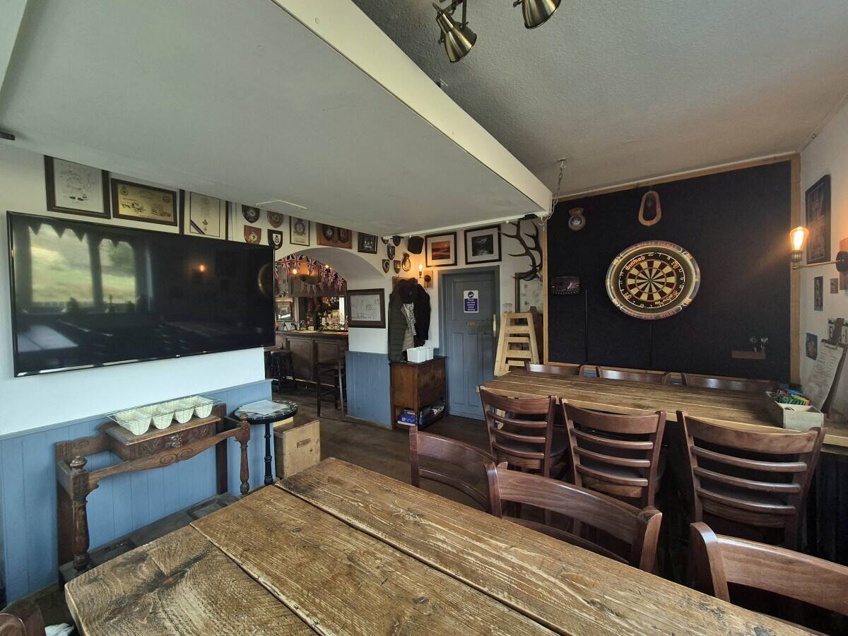 LAKE DISTRICT NATIONAL PARK – QUAINT VILLAGE PUB IN THE HEART OF GRIZEDALE FOREST Photo 5