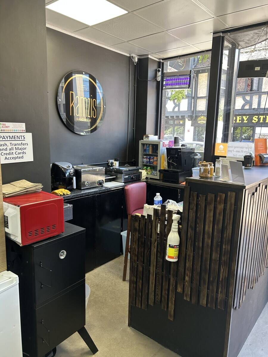 Cafe Sandwich Shop for sale in LONDON Photo 5