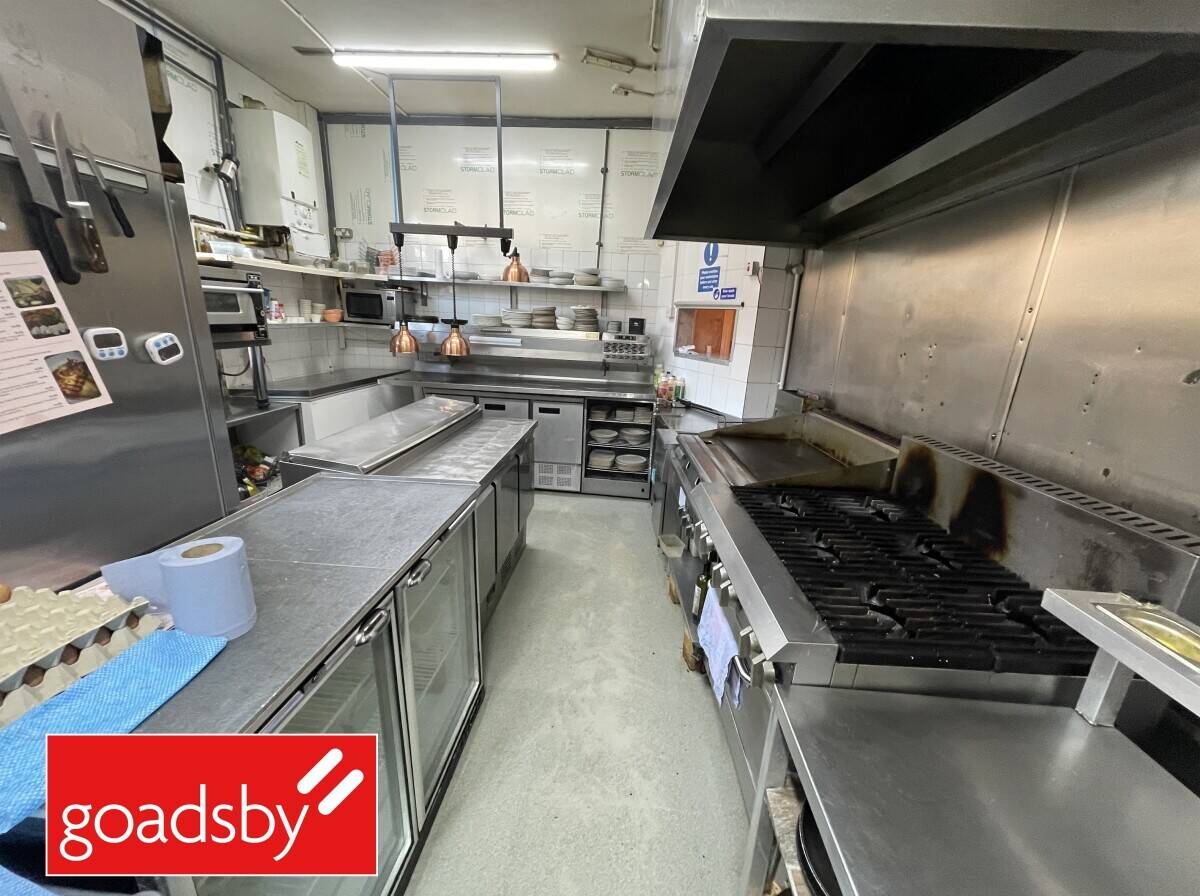 Busy Family Operated Restaurant & Al-Fresco Covers
