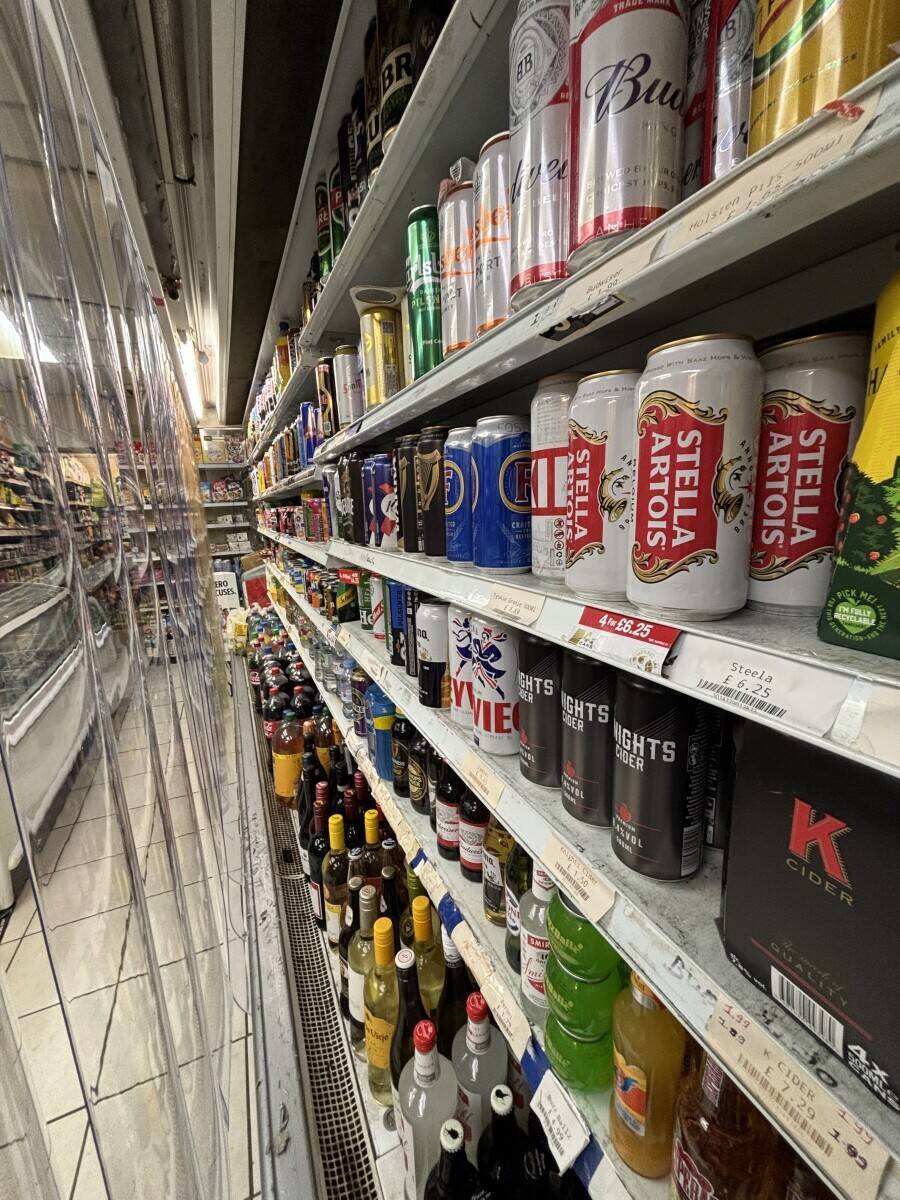 Last 15 year of the off-licence shop
