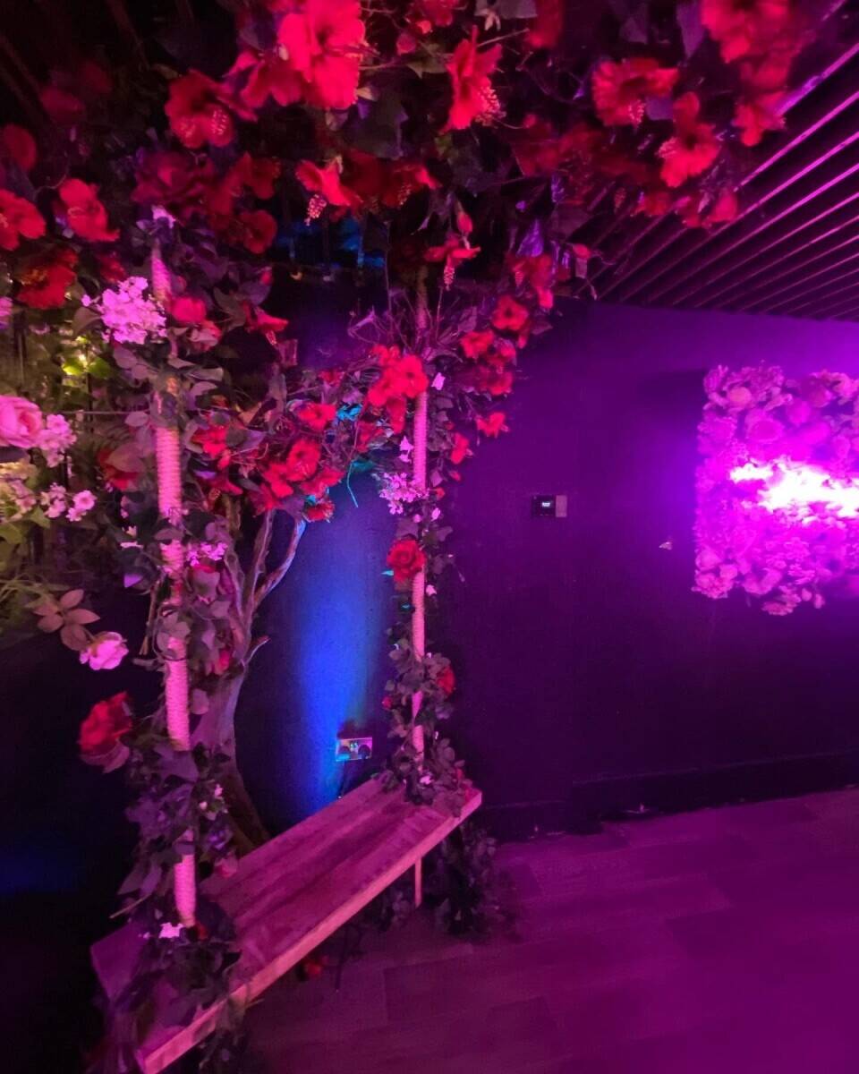 Cocktail bar