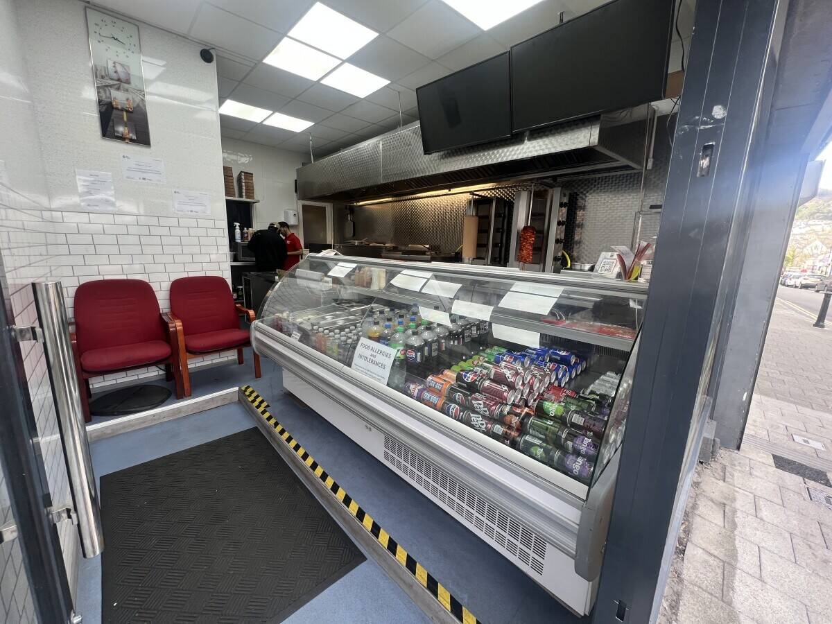 Food takeaway 