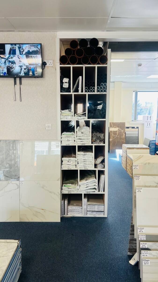 Bathoom & Tile retailer for sale Photo 5