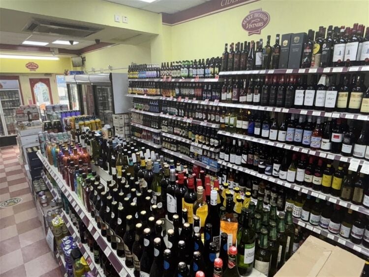 Off License & Convenience For Sale in Halifax Photo 5