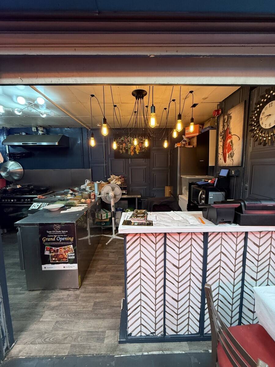 Indian Takeaway – Fully Equipped 