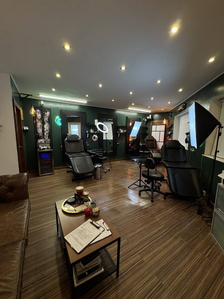 Establish Tattoo Studio Business for Sale Photo 6