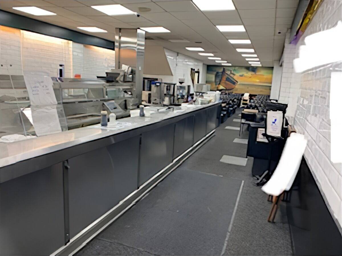 HIGH TURNOVER TRADITONAL FISH AND CHIPS TAKEAWAY AND RESTAURANT  IN NORTH EAST REGION Photo 5