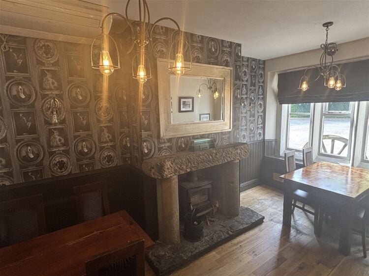Licenced Trade, Pubs & Clubs For Sale in Chesterfield Photo 5