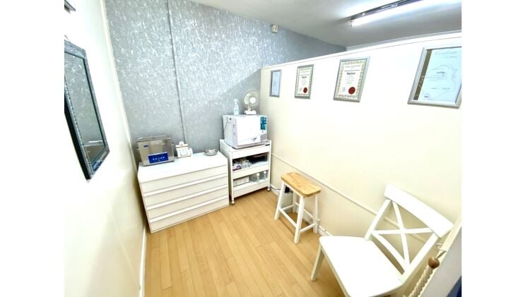 Beloved Beauty Salon with Loyal Client Base & Prime Location Photo 5