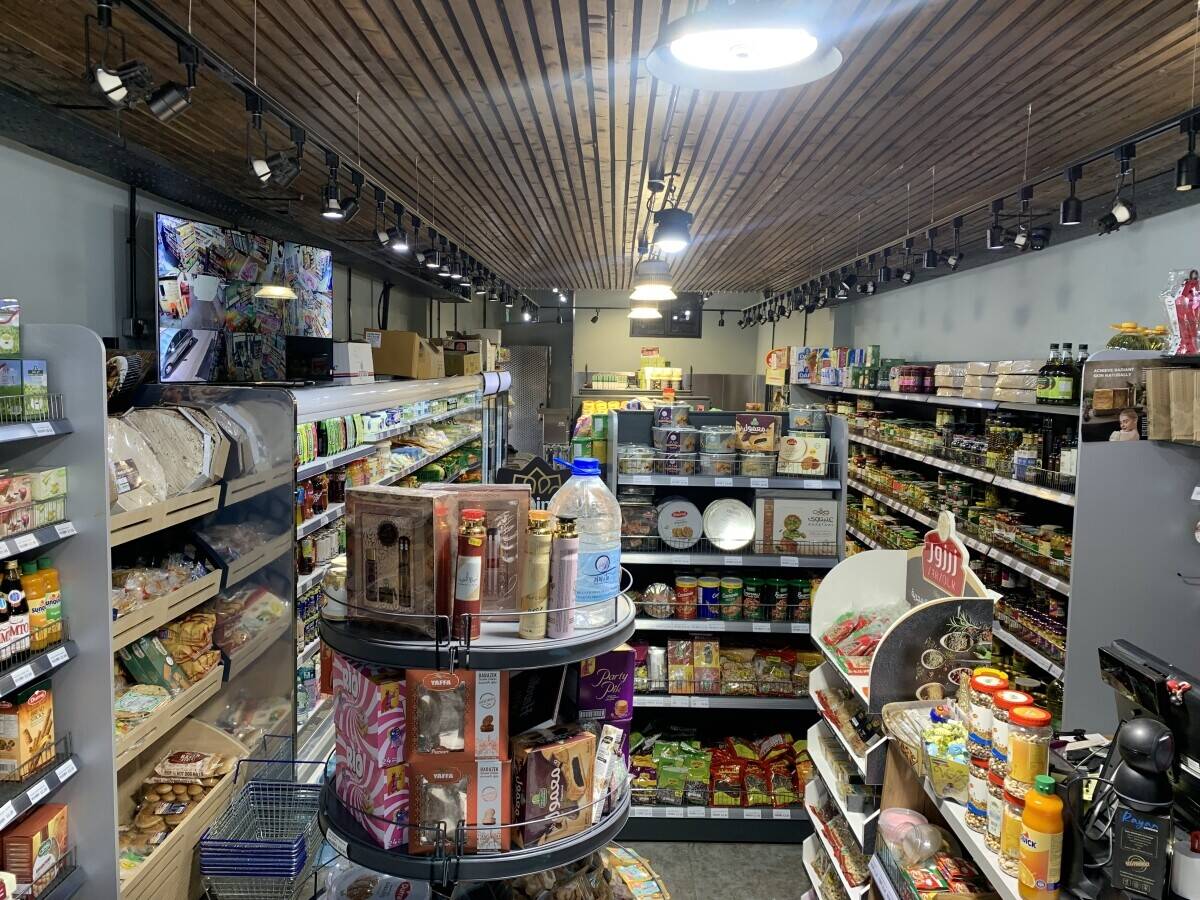 Halal grocery & convenience stores Photo 6