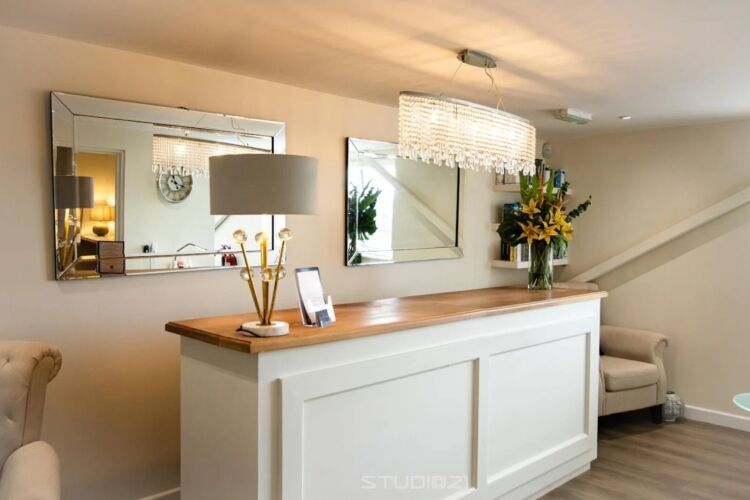 Established Beauty Salon - Ivybridge Photo 5