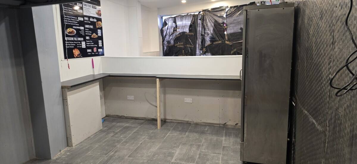 High Footfall Takeaway Shop near Uxbridge Station for Sale, Fully Equipped with 10-Year Lease