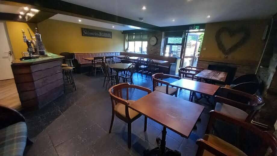 MONMOUTHSHIRE/BRECON BEACONS - VILLAGE FREEHOUSE