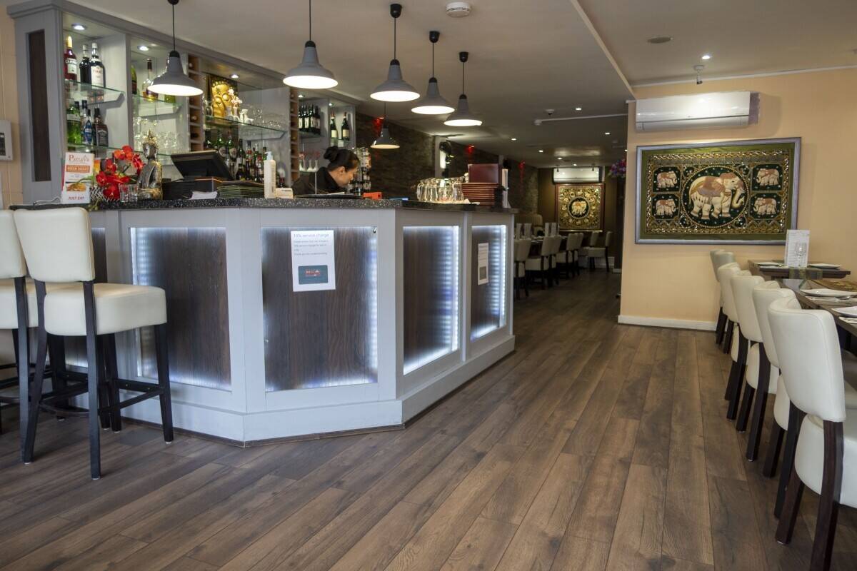 Thriving Pattaya Thai Restaurant for Sale – Prime Fareham Location on West St, Hampshire. Photo 5