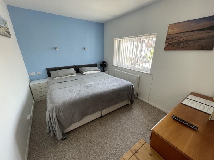 Traditional Seaside Holiday Accommodation For Sale For Sale in Paignton Photo 5