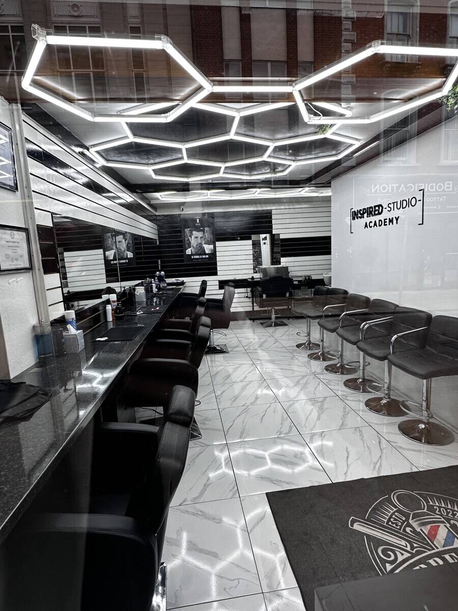 Beginner Barber Academy
