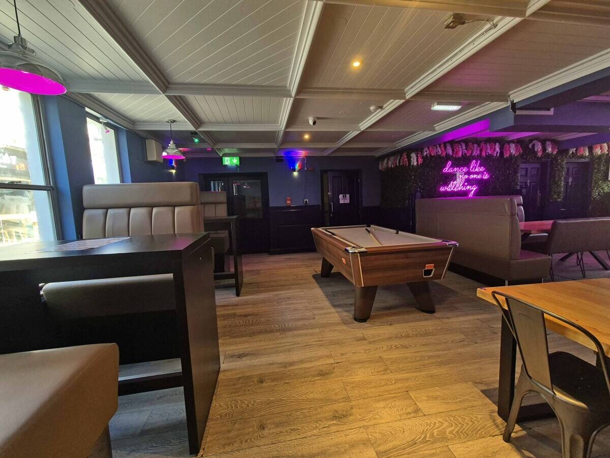 LANCASHIRE - CITY CENTRE PUB TO LET