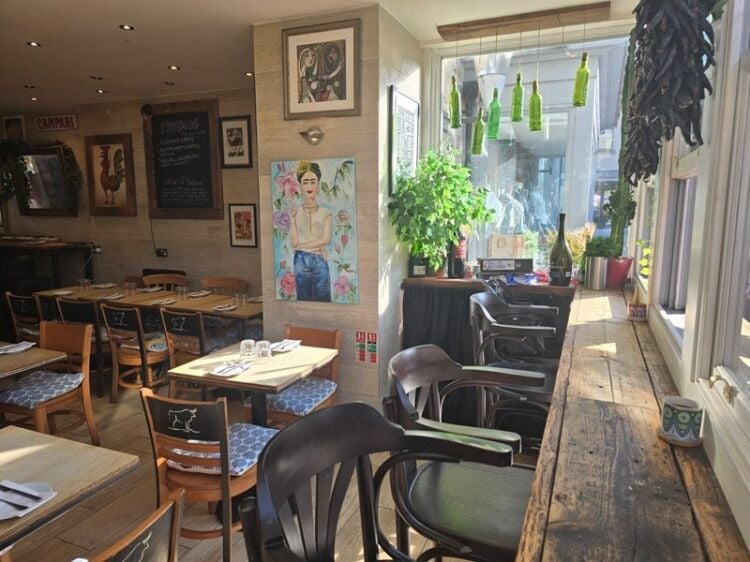 Tapas, Sunshine & Great Vibes – Bistro for Sale in Bradford-on-Avon!
