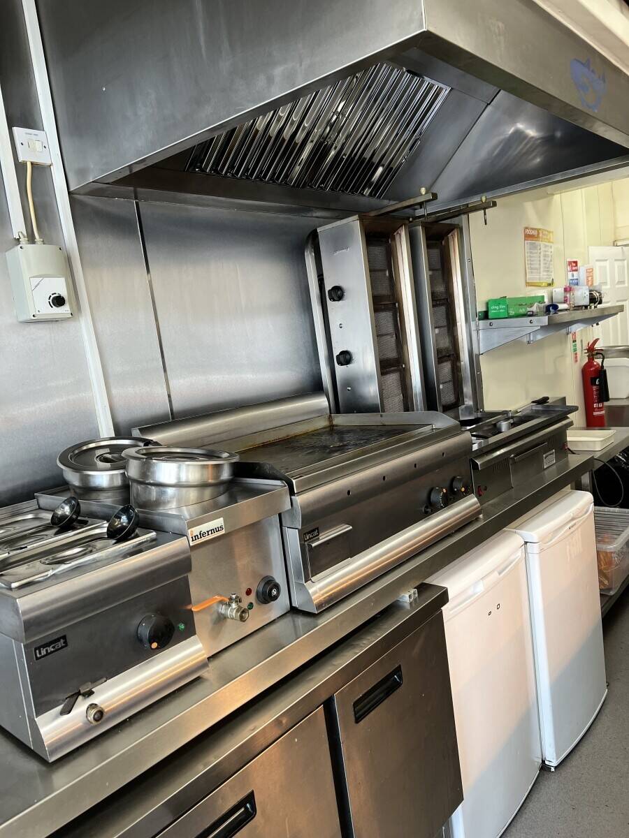 Modern Fish and Chips & Restaurant Photo 6