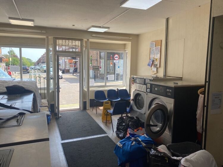 SUPER LAUNDERETTE IN DARLINGTON