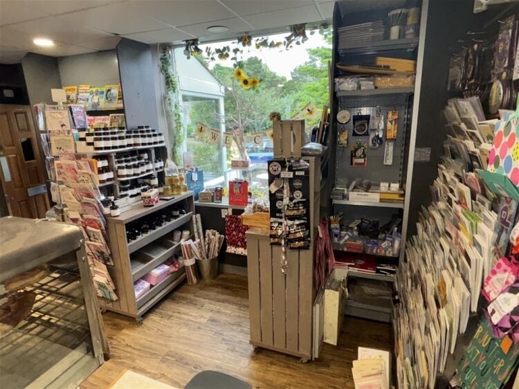 Off License & Convenience For Sale in Leeds Photo 5