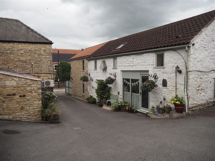 House For Sale in Leeds